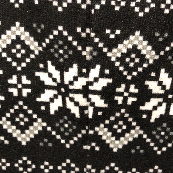 Women’s Long Sleeve onesie - Picture 3 of 3